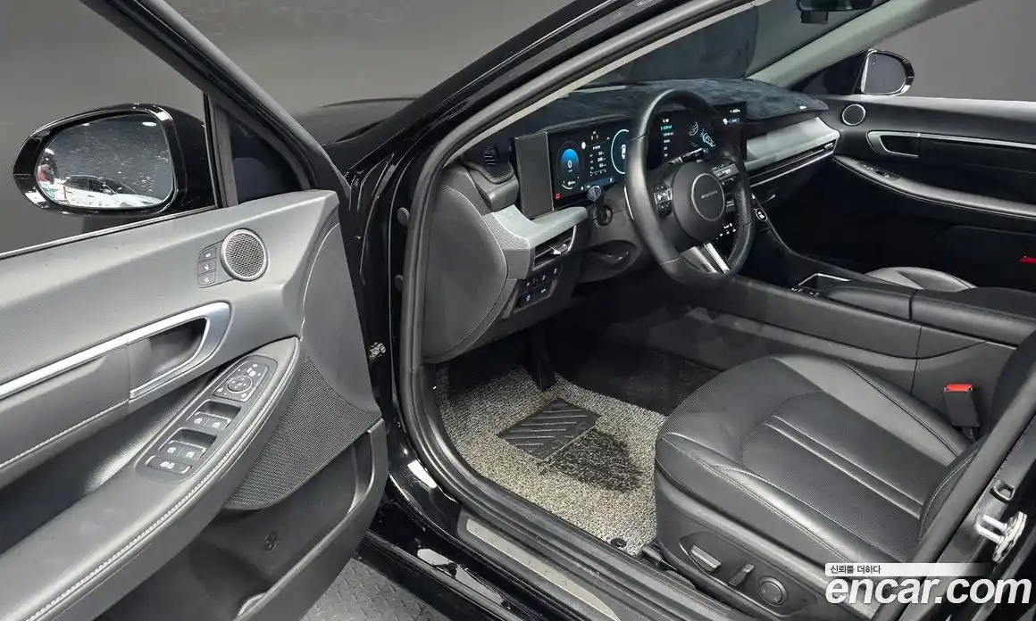 Hyundai Sonata 2024 2.0 Автомат в Москве № 1155009, фото 11