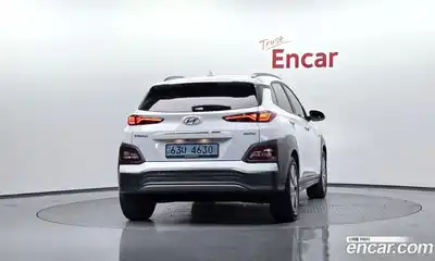 Hyundai Kona 2019 0.1 Автомат в Москве № 1155051, миниатюра 3