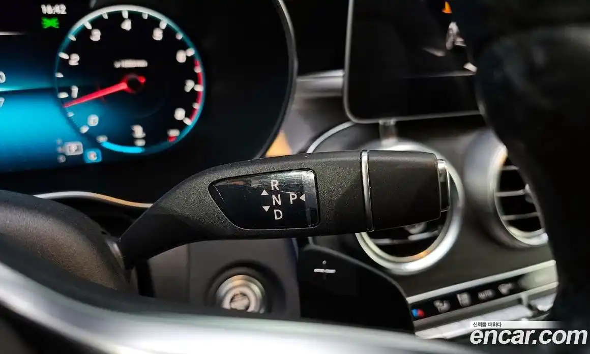 Mercedes-Benz C-Class 2021 2.0 гидро в Москве № 141857, фото 9
