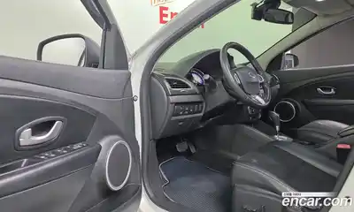 Renault SM3 2014 1.6 гидро в Москве № 147736, миниатюра 11