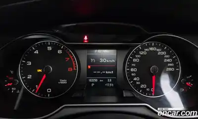 Audi A4 2015 2.0 гидро в Москве № 163870, миниатюра 8
