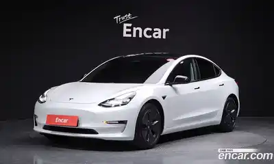Tesla Model 3, 2021