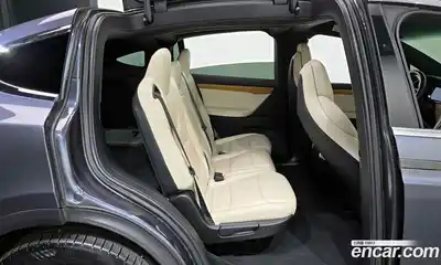 Tesla Model X 2019 0.3 гидро в Москве № 167843, миниатюра 12