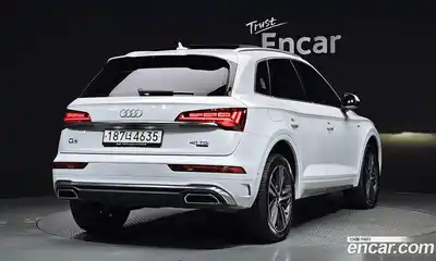 Audi Q5 2023 2.0 гидро в Москве № 195951, миниатюра 2