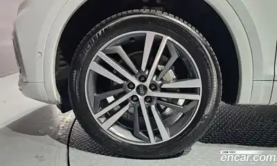 Audi Q5 2023 2.0 гидро в Москве № 195951, миниатюра 5