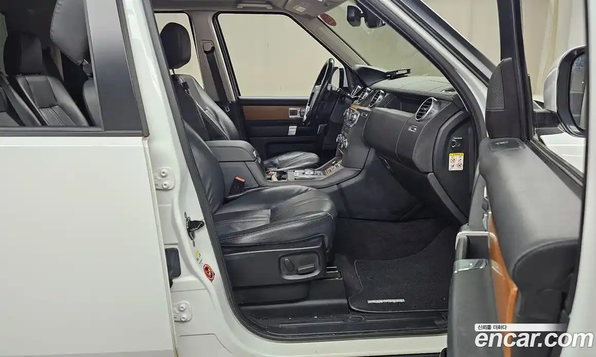 Land Rover Discovery 2014 3.0 гидро в Москве № 213734, фото 11
