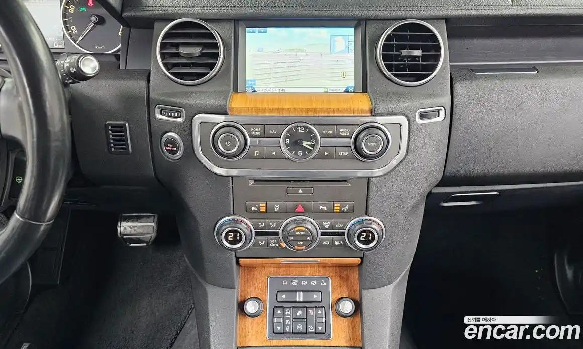 Land Rover Discovery 2014 3.0 гидро в Москве № 213734, фото 15