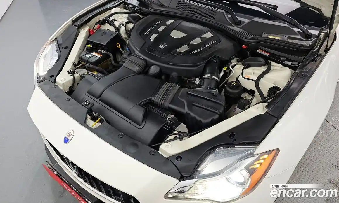 Maserati Quattroporte 2015 3.0 гидро в Москве № 235642, фото 6