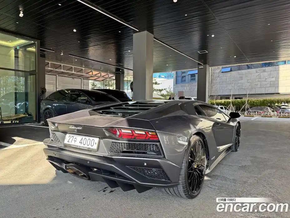 Lamborghini Aventador 2018 6.5 гидро в Москве № 256299, фото 5