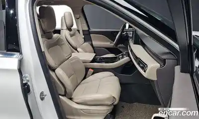 Lincoln Aviator 2021 3.0 гидро в Москве № 282546, миниатюра 12