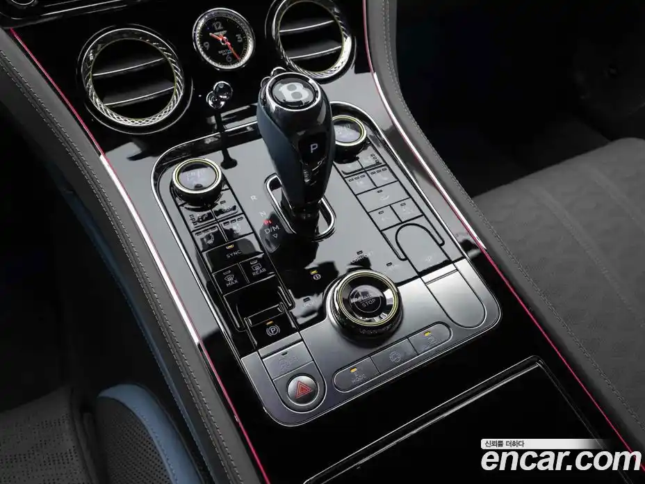 Bentley Continental 2025 4.0 гидро в Москве № 366393, фото 9