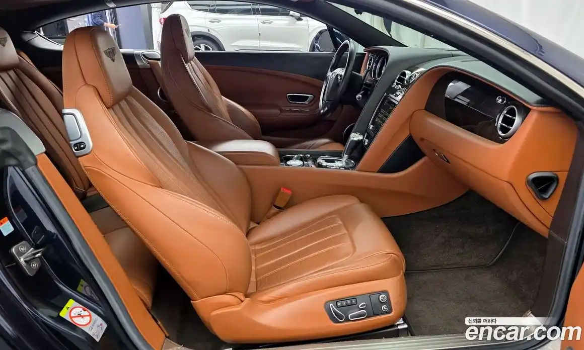 Bentley Continental 2015 4.0 гидро в Москве № 387199, фото 11