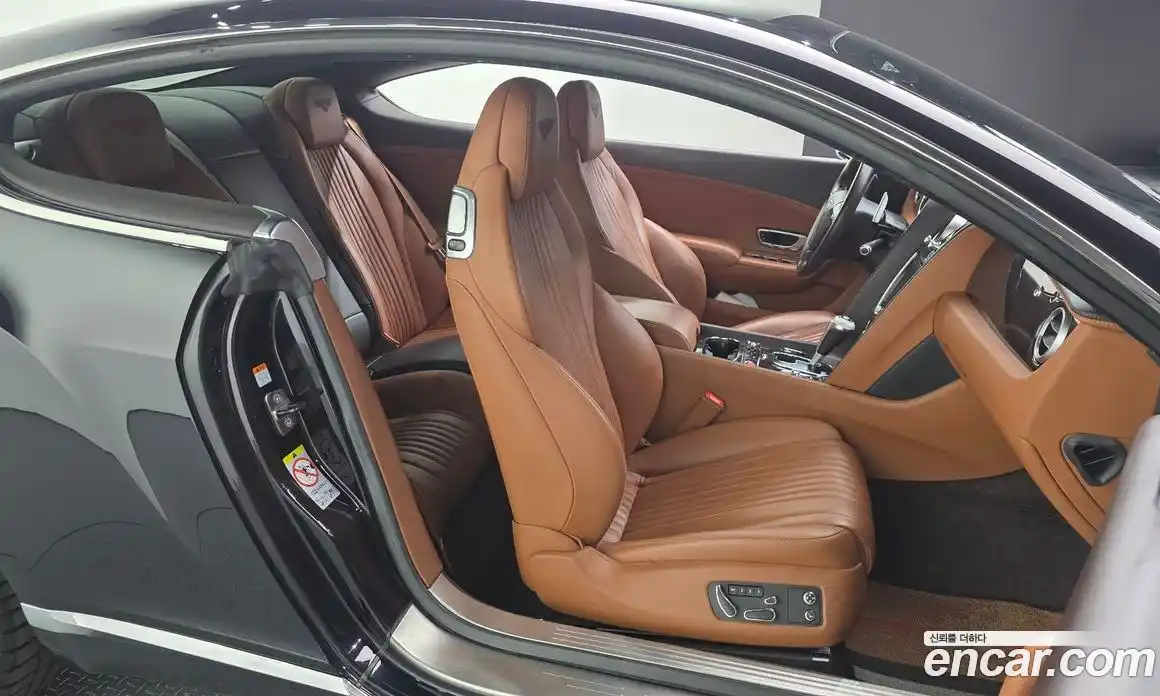 Bentley Continental 2015 4.0 гидро в Москве № 387204, фото 12