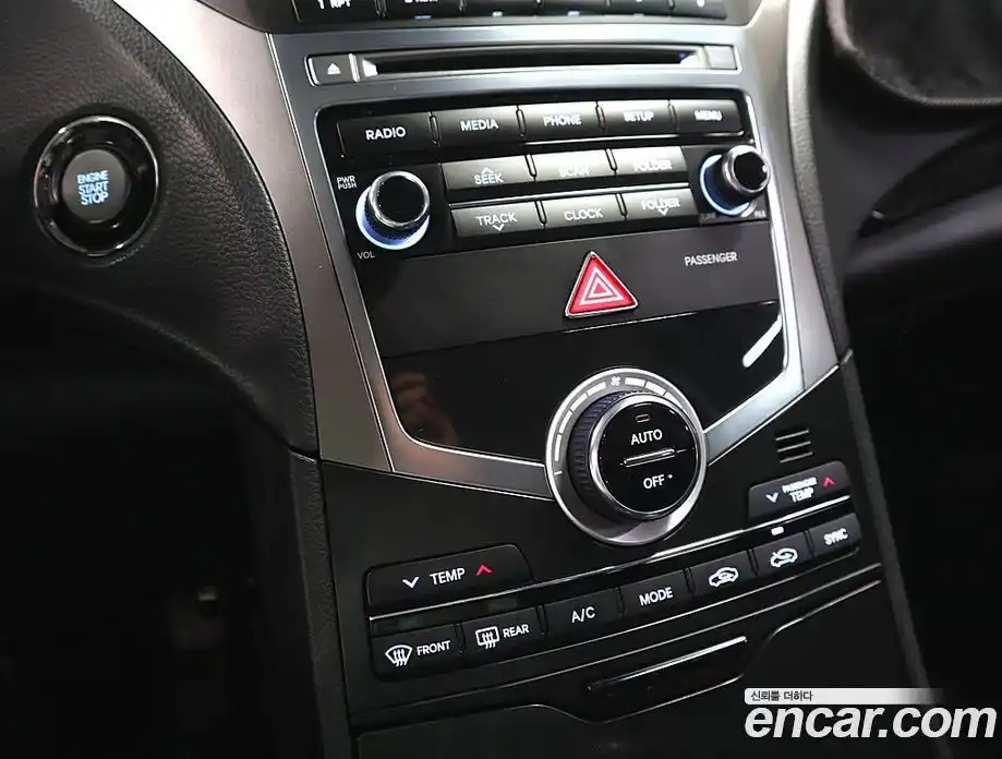 Hyundai Grandeur 2016 2.4 Автомат в Москве № 44974, фото 14