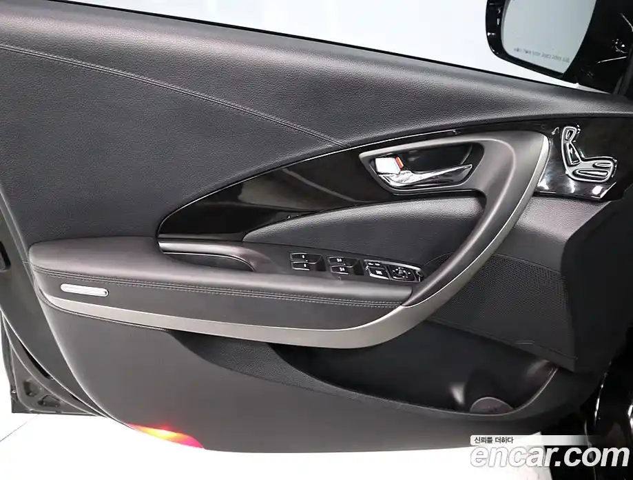 Hyundai Grandeur 2016 2.4 Автомат в Москве № 44974, фото 8