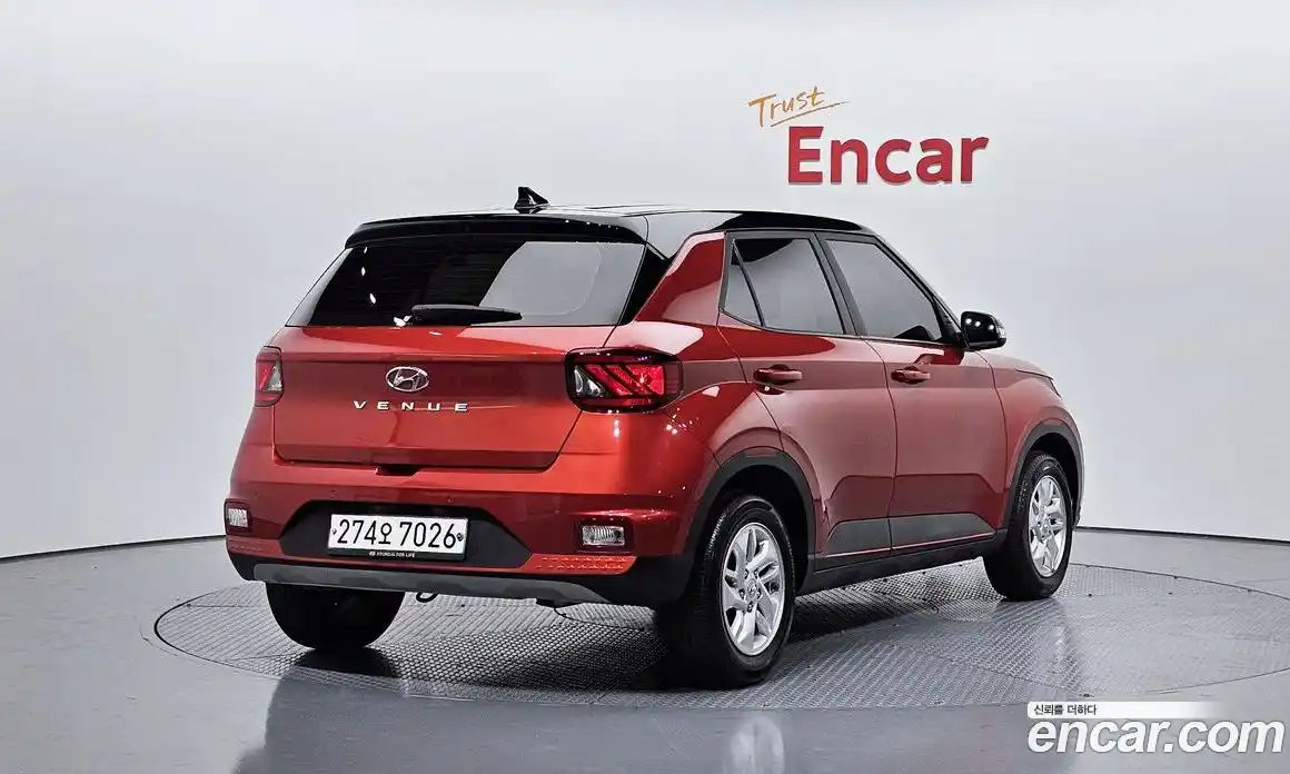 Hyundai Venue 2020 1.6 Автомат в Москве № 1128125, фото 2