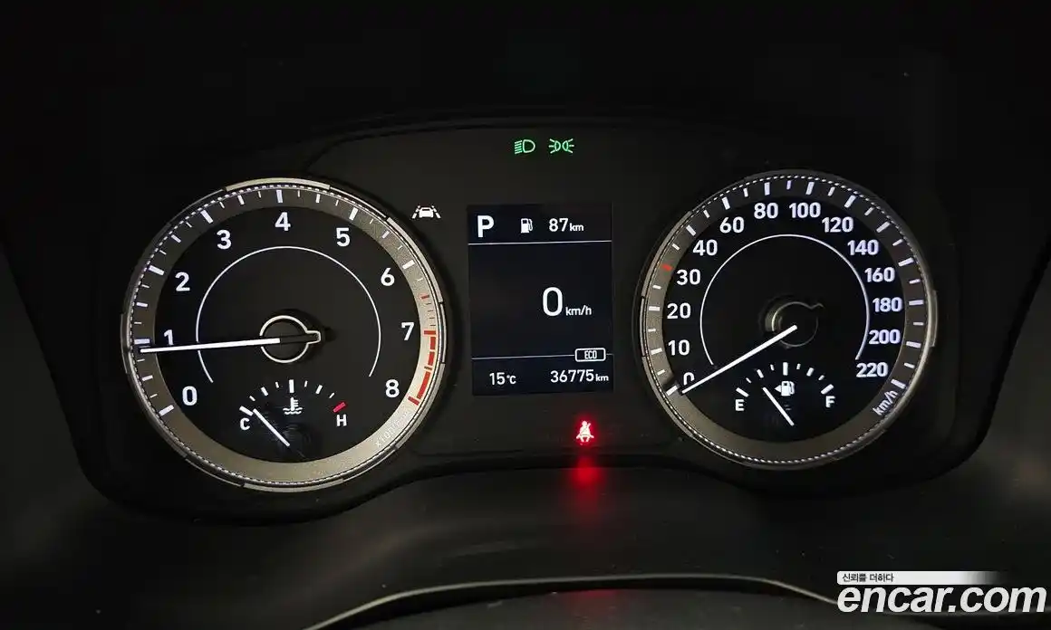 Hyundai Venue 2020 1.6 Автомат в Москве № 1128125, фото 8