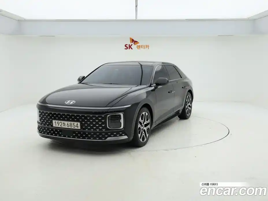 Hyundai Grandeur 2023 2.5 Автомат в Москве № 1128175, фото 1