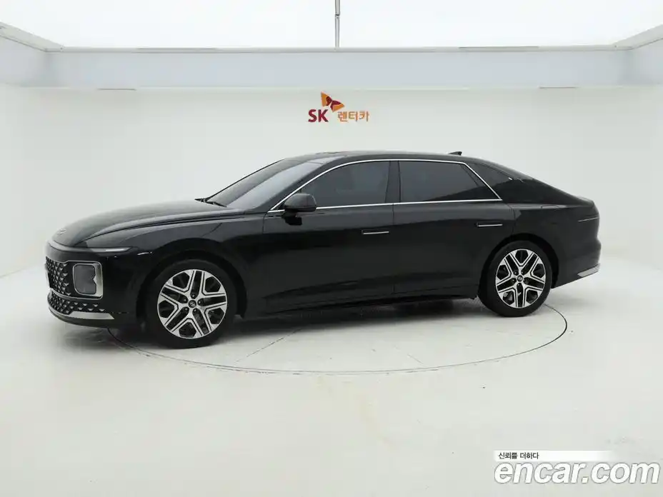 Hyundai Grandeur 2023 2.5 Автомат в Москве № 1128175, фото 2
