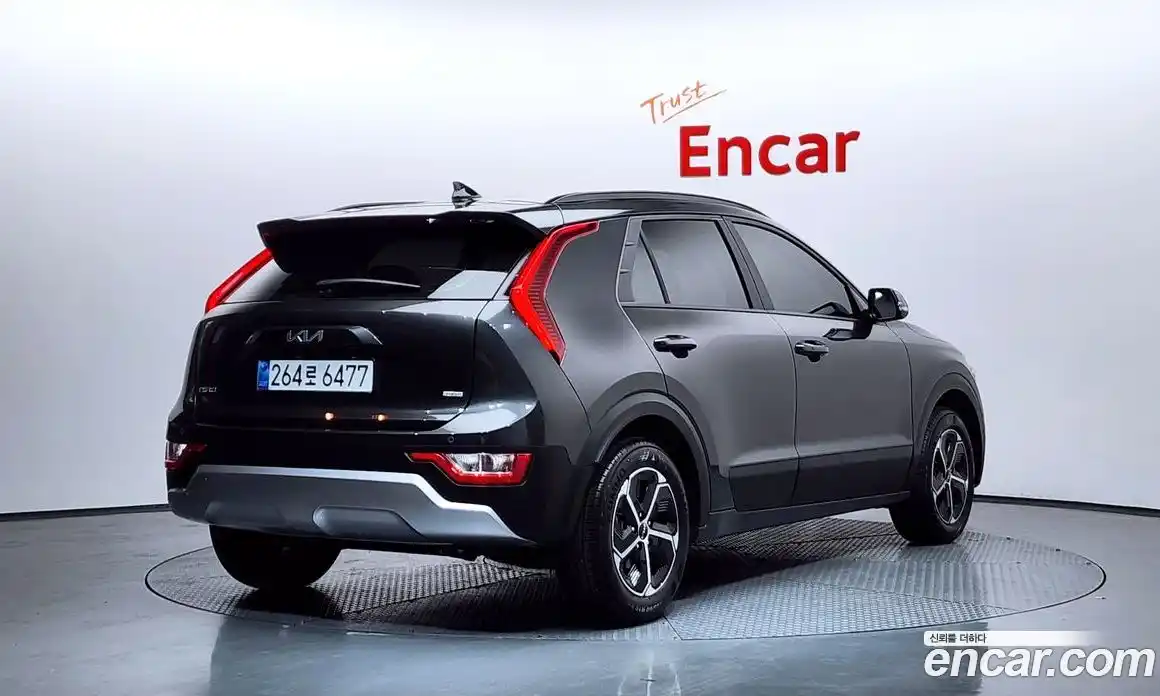 Kia Niro 2025 1.6 Автомат в Москве № 1128394, фото 2