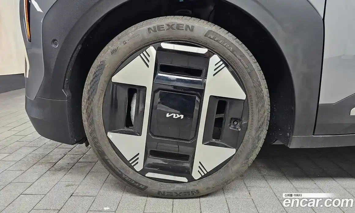 Kia EV3 2024 0.2 Автомат в Москве № 1128630, фото 5