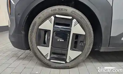 Kia EV3 2024 0.2 Автомат в Москве № 1128630, миниатюра 5