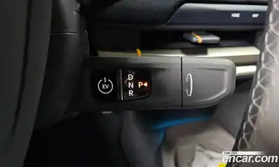 Kia EV3 2024 0.2 Автомат в Москве № 1128630, миниатюра 9