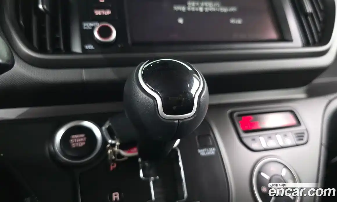 Kia Ray 2024 1.0 Автомат в Москве № 1128681, фото 9