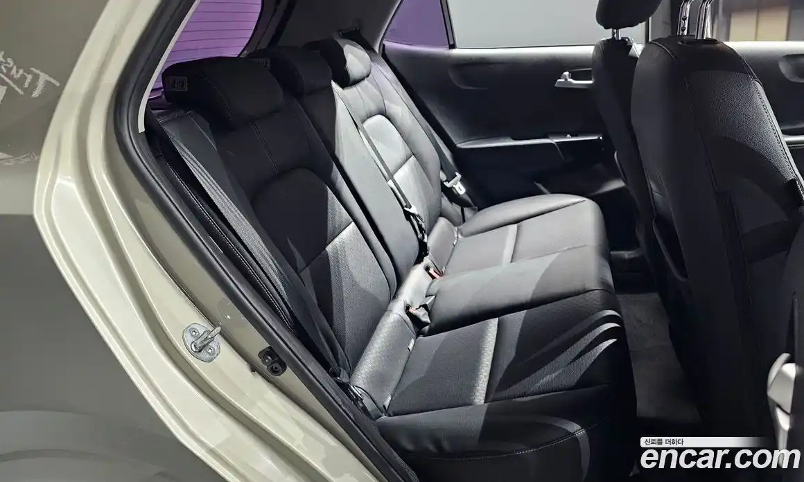 Kia Morning 2017 1.0 Автомат в Москве № 1128792, фото 12