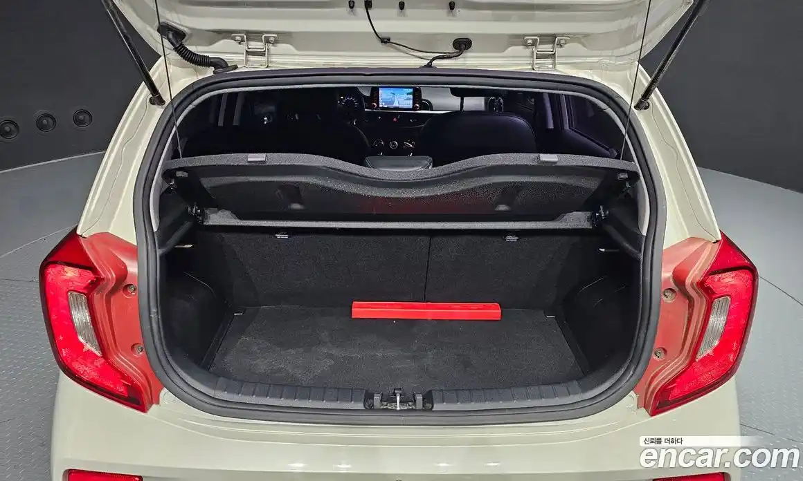 Kia Morning 2017 1.0 Автомат в Москве № 1128792, фото 20