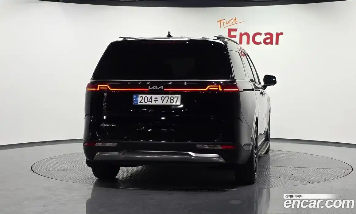 Kia Canival 2023 2.2 гидро в Москве № 1128796, фото 4