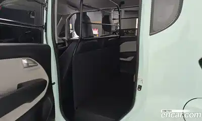 Kia Ray 2024 1.0 Автомат в Москве № 1128882, миниатюра 12