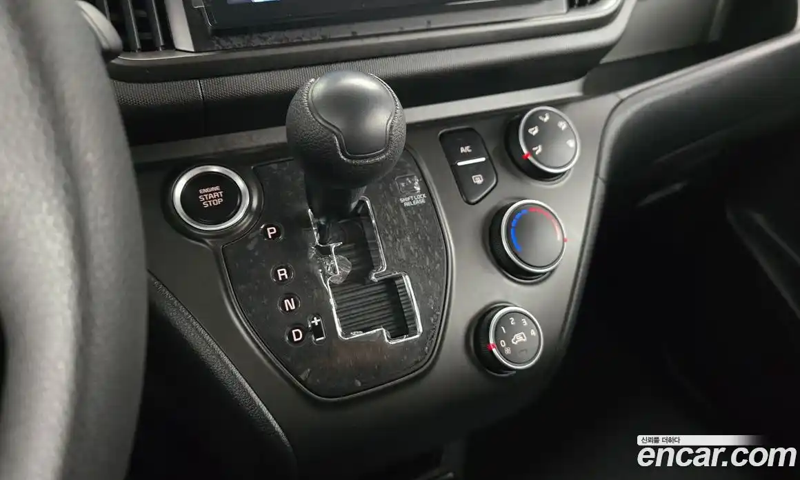 Kia Ray 2024 1.0 Автомат в Москве № 1128882, фото 9