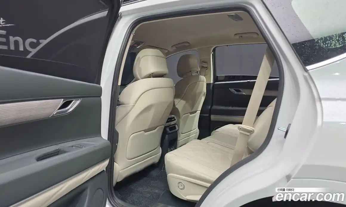 Genesis GV80 2025 2.5 Автомат в Москве № 1129098, фото 17