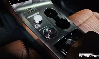 Genesis GV70 2024 2.5 Автомат в Москве № 1129123, миниатюра 9