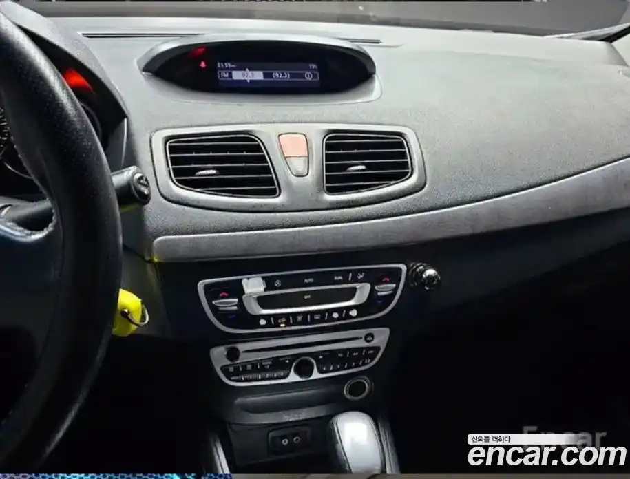 Renault SM3 2009 1.6 гидро в Москве № 1129158, фото 14