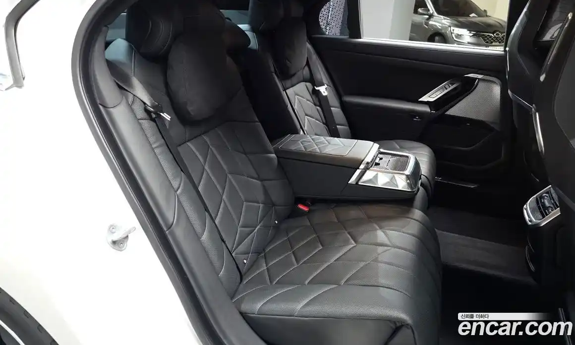 BMW 7-Series 2023 3.0 Автомат в Москве № 1130217, фото 11