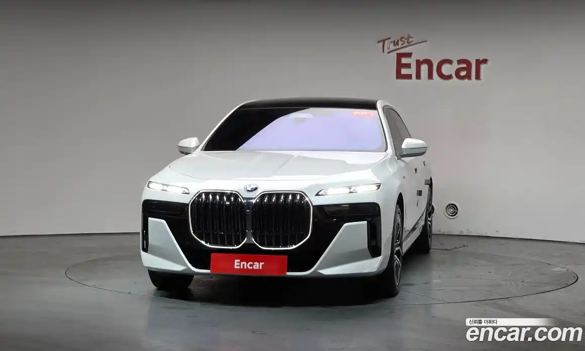 BMW 7-Series 2023 3.0 Автомат в Москве № 1130217, фото 2