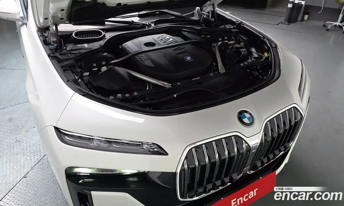 BMW 7-Series 2023 3.0 Автомат в Москве № 1130217, фото 5