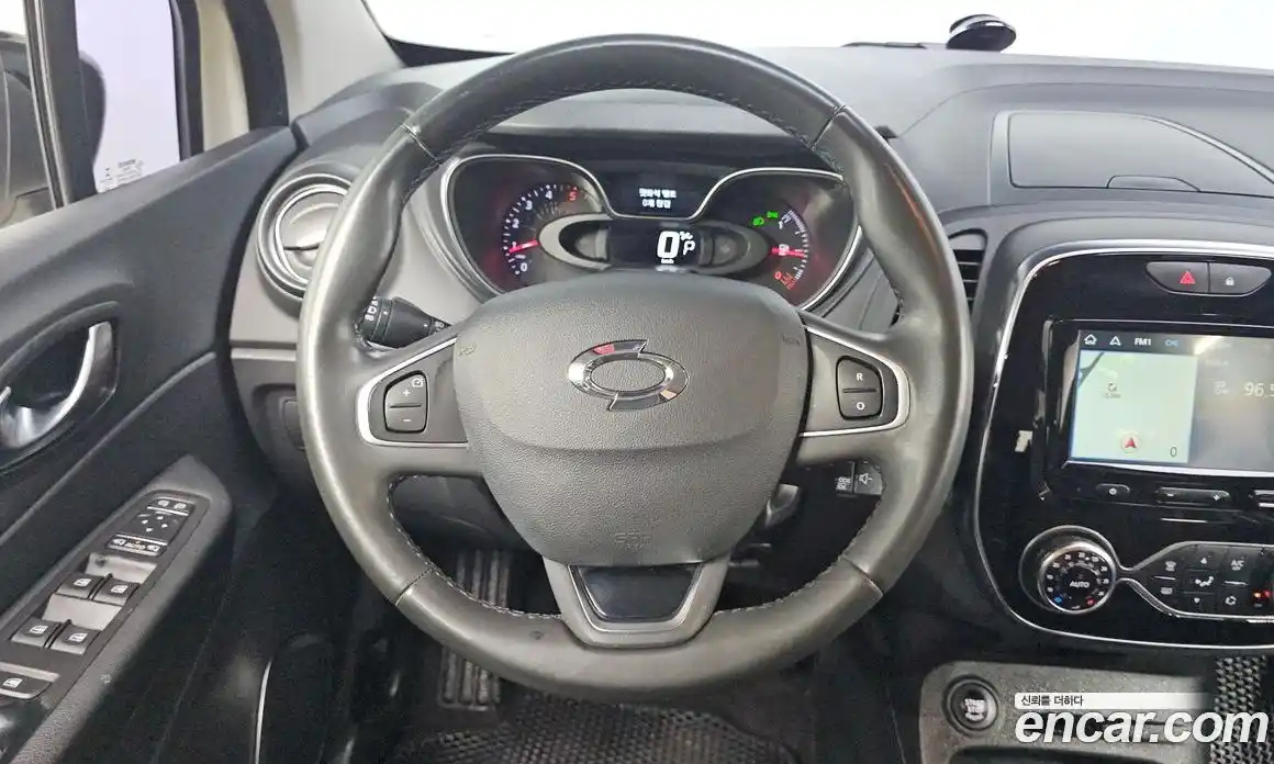 Renault QM3 2018 1.5 гидро в Москве № 1131165, фото 13