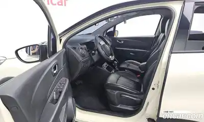 Renault QM3 2018 1.5 гидро в Москве № 1131165, миниатюра 10