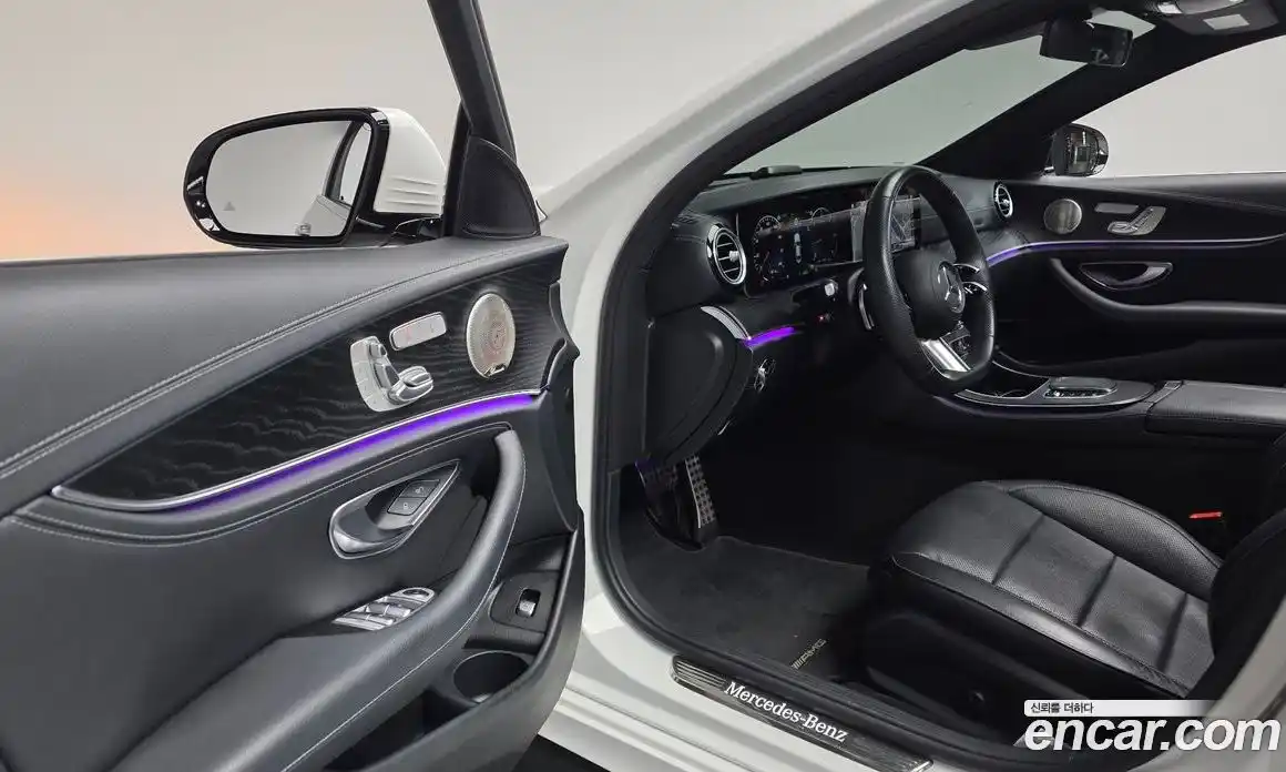 Mercedes-Benz E-Class 2023 1.9 гидро, фото 10