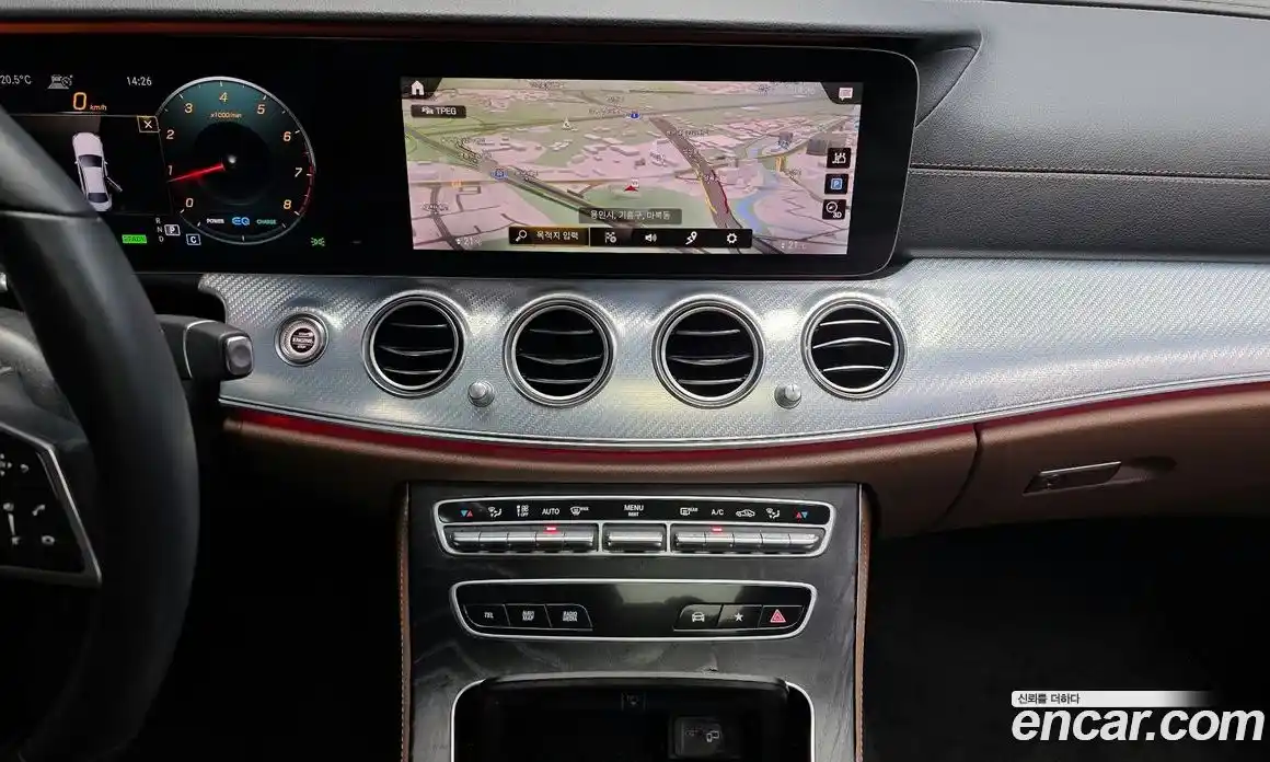 Mercedes-Benz E-Class 2021 2.0 гидро, фото 15