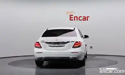 Mercedes-Benz E-Class 2020 2.0 гидро, миниатюра 4