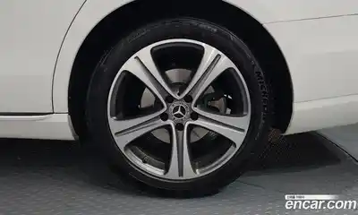 Mercedes-Benz E-Class 2020 2.0 гидро, миниатюра 5