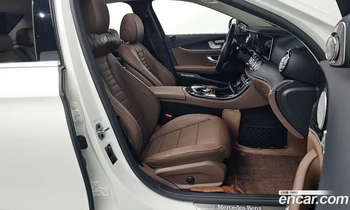 Mercedes-Benz E-Class 2020 2.0 гидро, фото 10