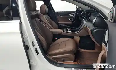 Mercedes-Benz E-Class 2020 2.0 гидро, миниатюра 10