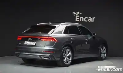 Audi Q8 2021 3.0 гидро в Москве № 1132389, миниатюра 2
