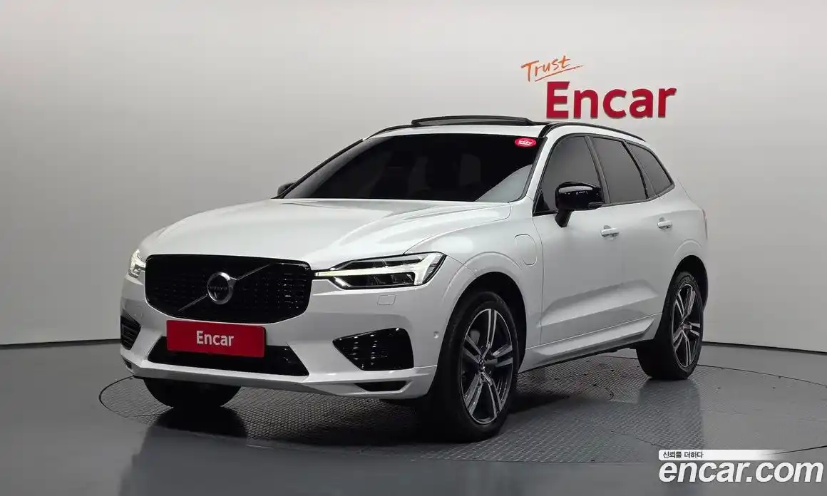Volvo XC60 2021 2.0 гидро в Москве № 1132753, фото 1