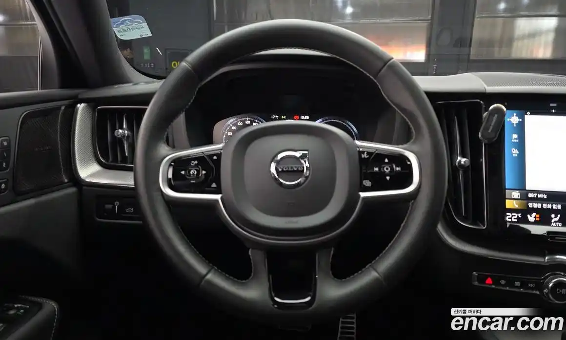 Volvo XC60 2021 2.0 гидро в Москве № 1132753, фото 13